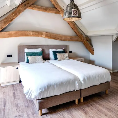 Отель Hoeve De Bongerd Бесел