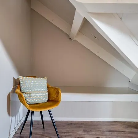 Отель Hoeve De Bongerd Бесел