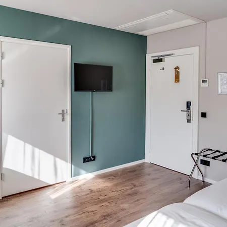 Отель Hoeve De Bongerd 4*