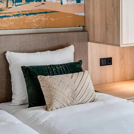 Отель Hoeve De Bongerd 4*